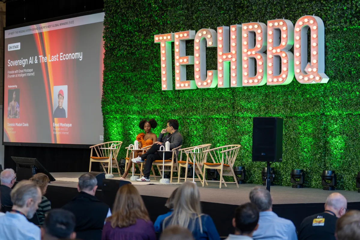 Участники TechBBQ обсуждают контроль над ИИ
