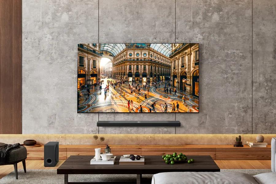 Телевизор LG OLED в интерьере — иллюстрация к расследованию о сканировании сети и записи звука